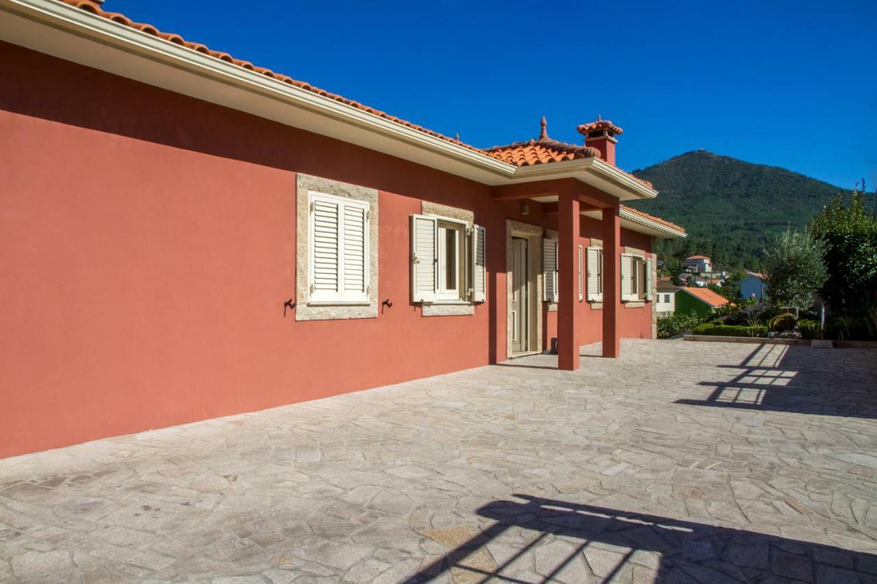 Villa Casa Da Oliveira Mondim de Basto